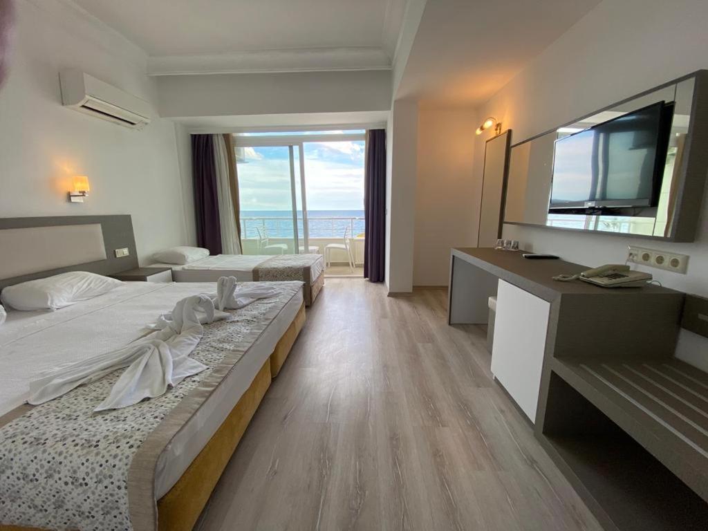 Club Hotel Rama Beldibi  Buitenkant foto